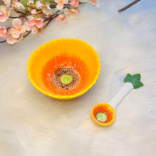 Sunflower-Shaped Ceramic Bowl & Spoon Set